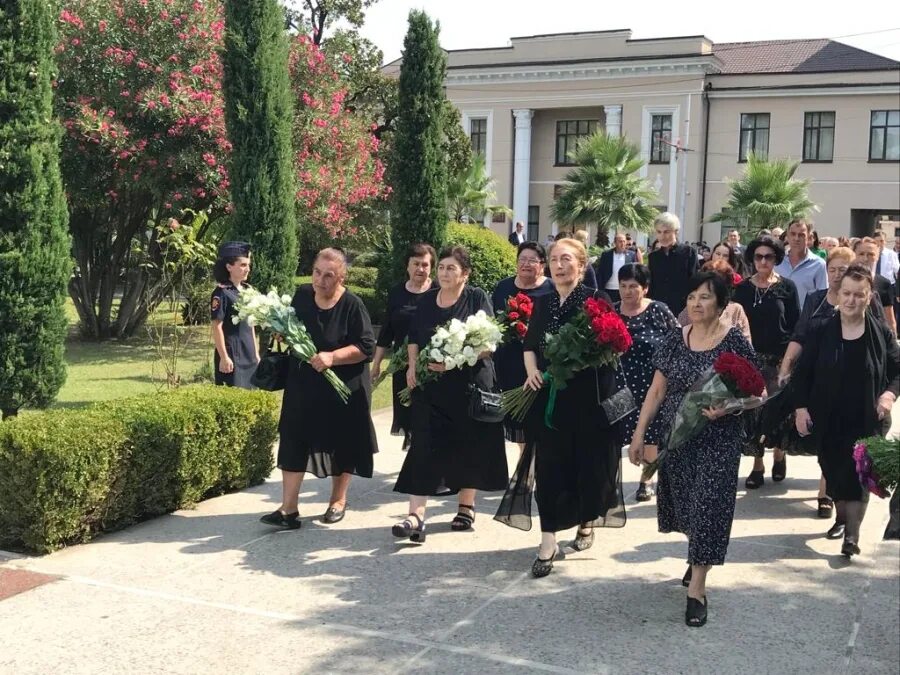 14 августа в абхазии. Апсныпресс. 14 августа абхазия. абхазия день памяти защитников отечества 14 августа.