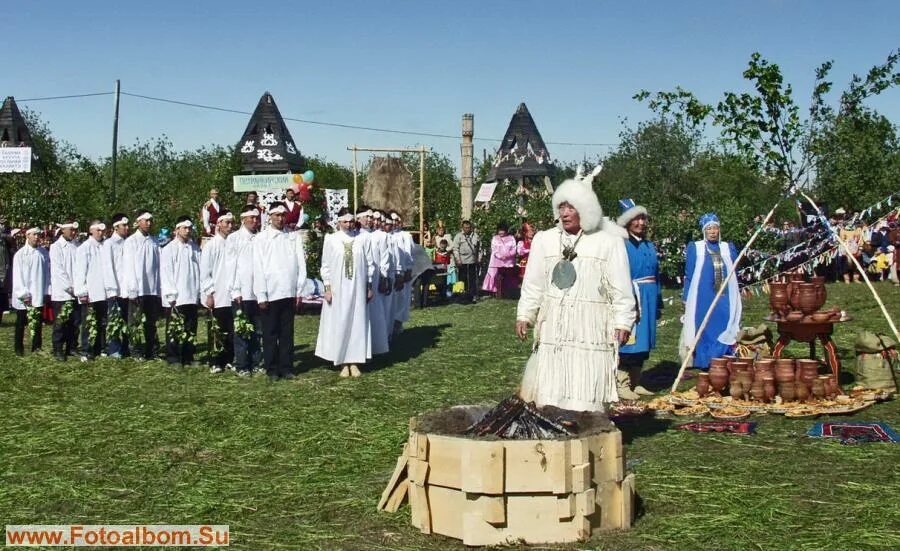 дом арчы, центр духовной культуры. с юбилеем якутск. духовная культура якутии. саха бабаарына дьиэтэ. саха якутия традиции.
