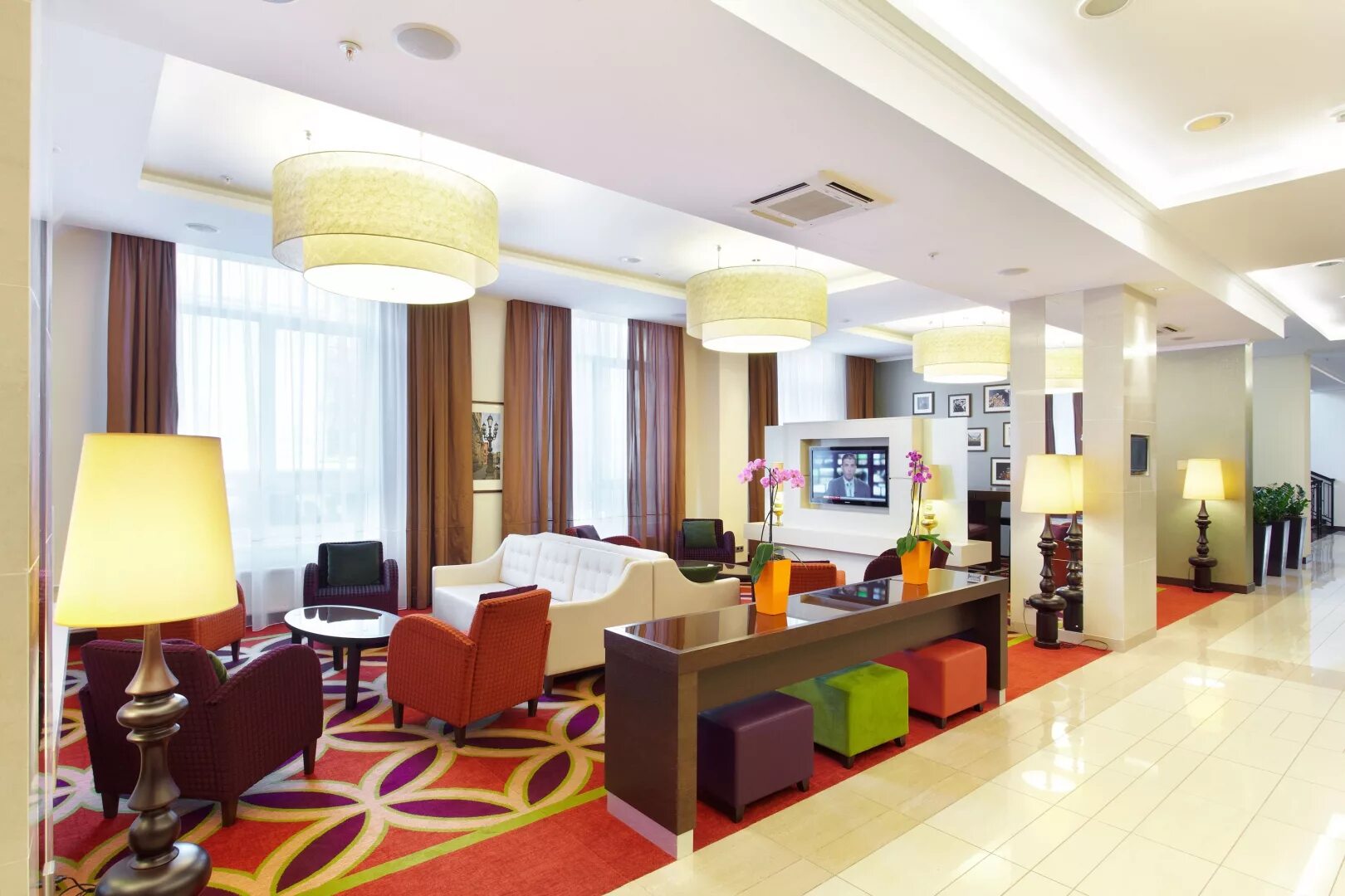 Отель марриотт санкт-петербург. Набережная канала грибоедова 166 отель марриотт. Гостиница кортъярд марриотт. Petersburg center hotel. Petersburg center.