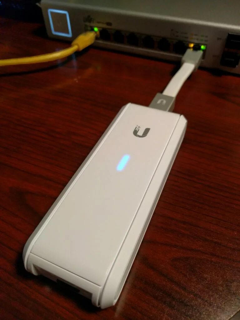 Cloud key. Ubiquiti unifi cloud key. ubnt cloud key. poe для cloud key. unifi cloud key контроллер точек доступа.