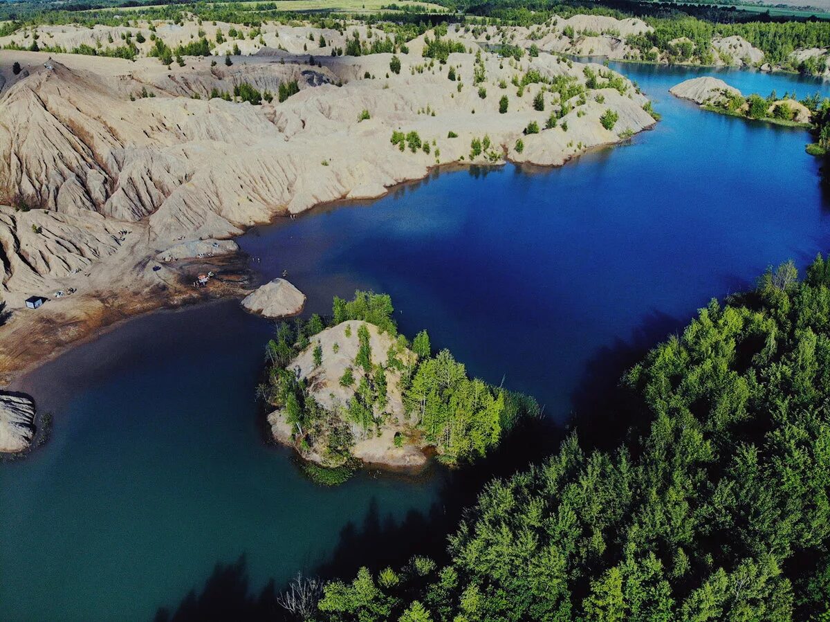 Кондуки голубые озера тульская. Карьеры в туле. Романцевские горы кондуки голубые озера. Карьеры в туле. Тульские озера кондуки.