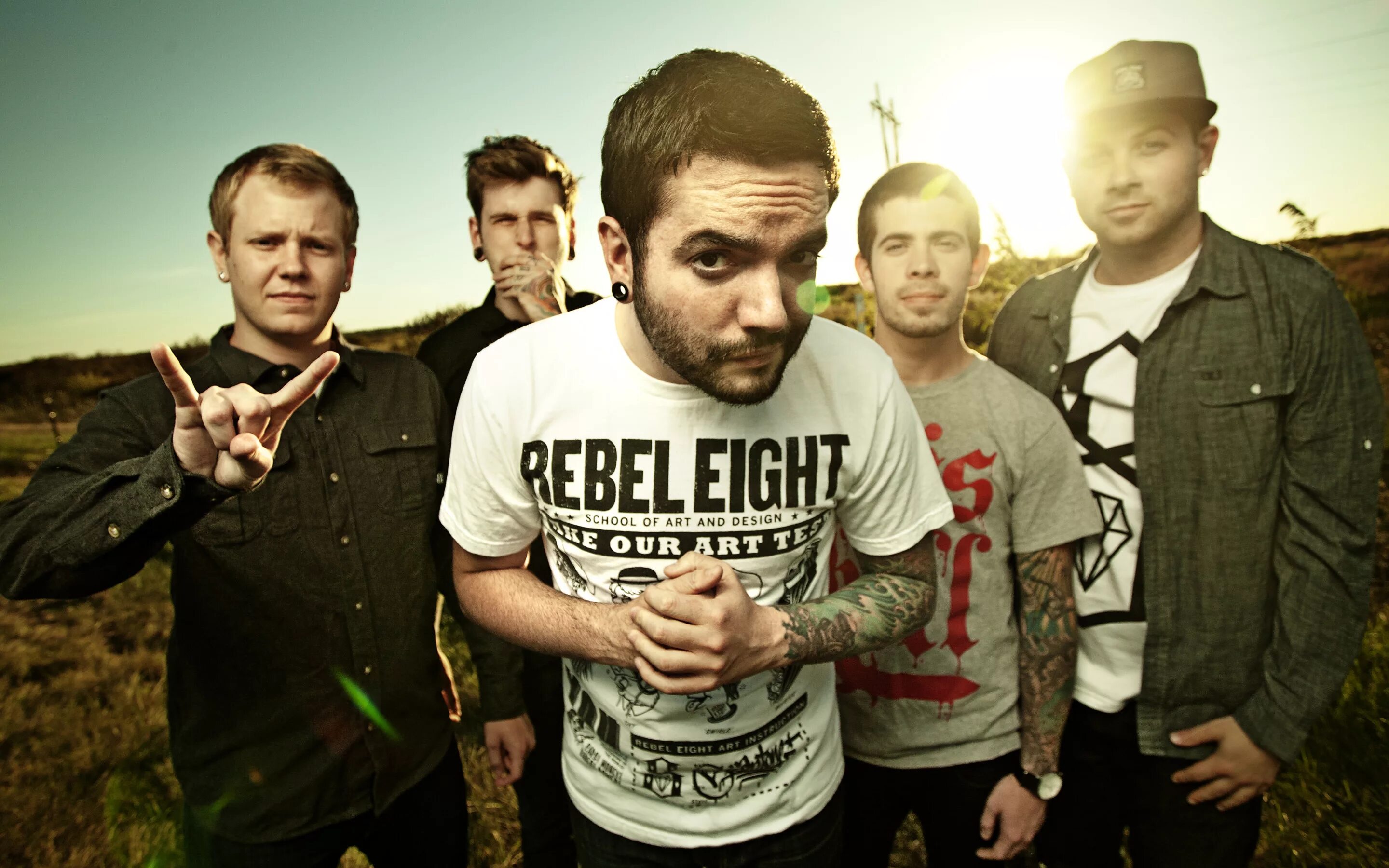 Ольха сибирская осенью. Ольхе группа. Дерево ольха осенняя. Осина обыкновенная почки. Нортон группа рок.