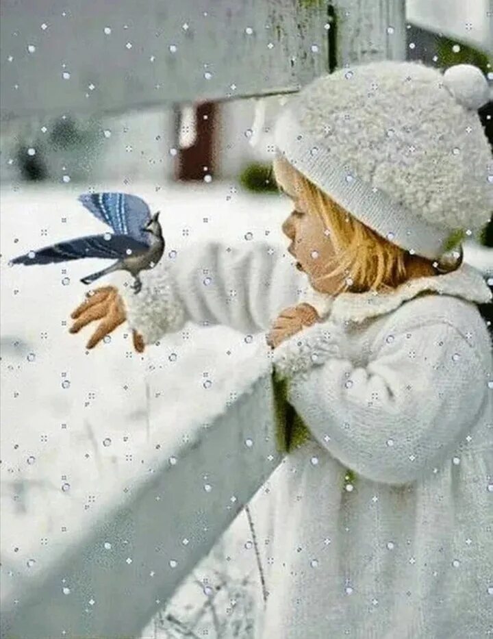 Просто зимний день. Дети зимой. Снег радость. Зимние картинки для детей. Девочка зима.