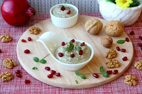 Рецепт орехового соуса