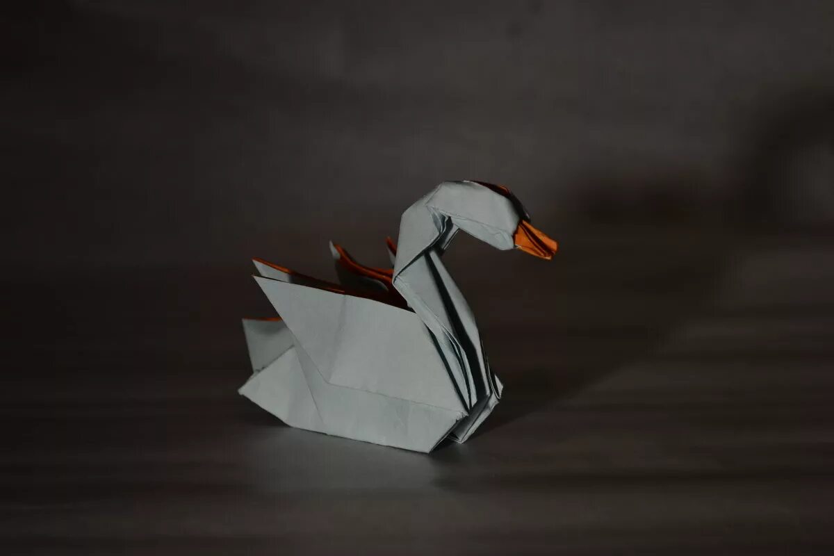 Аппликация уточка. Уточки маленькие для детей. Большая бумажная уточка. Одежда для бумажных уток. Бумажная уточка.