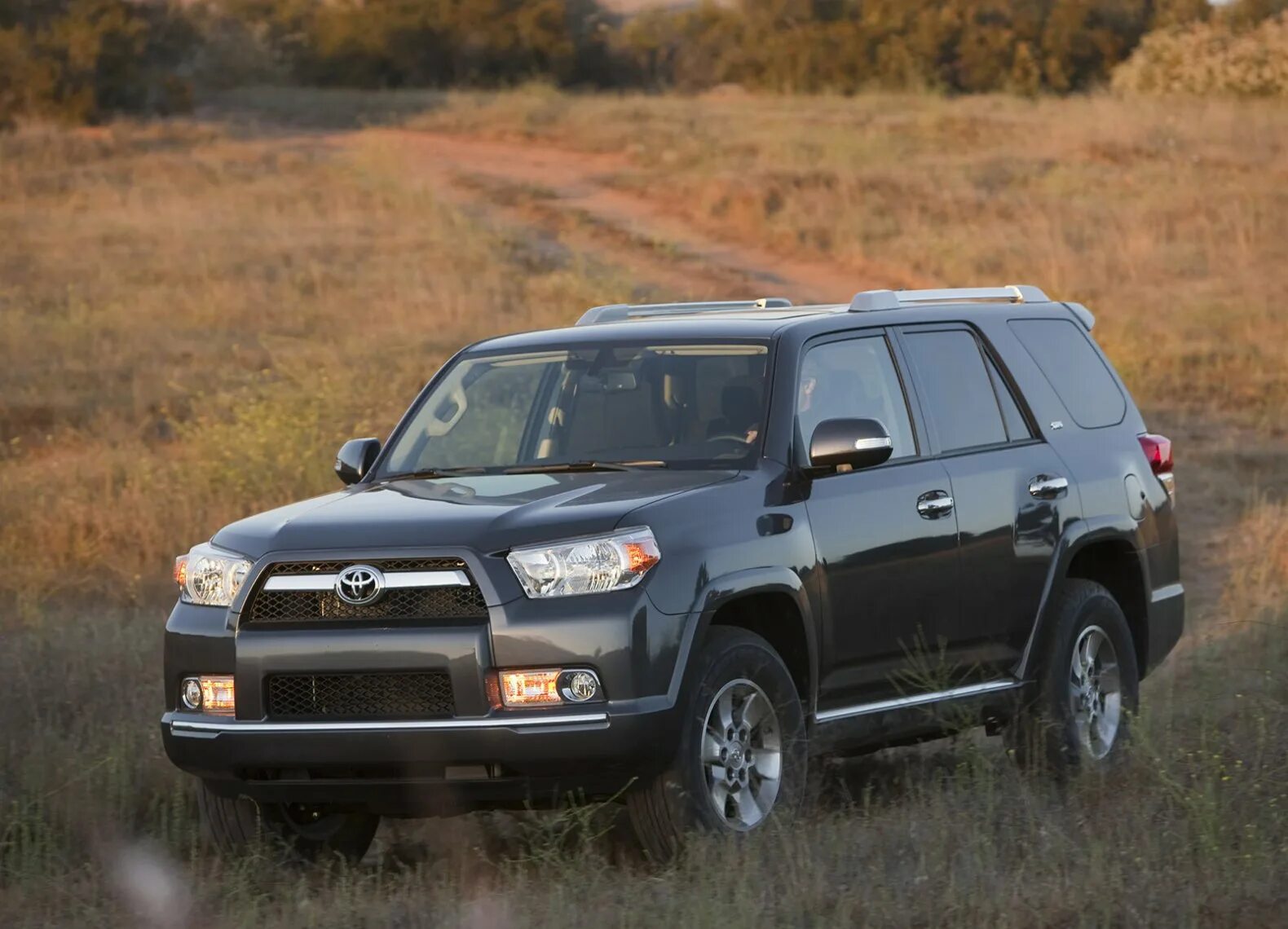 Toyota 4runner характеристики. тойота 4 раннер 2011. тойота 4л. тойота 4л. Toyota 4runner 2003.