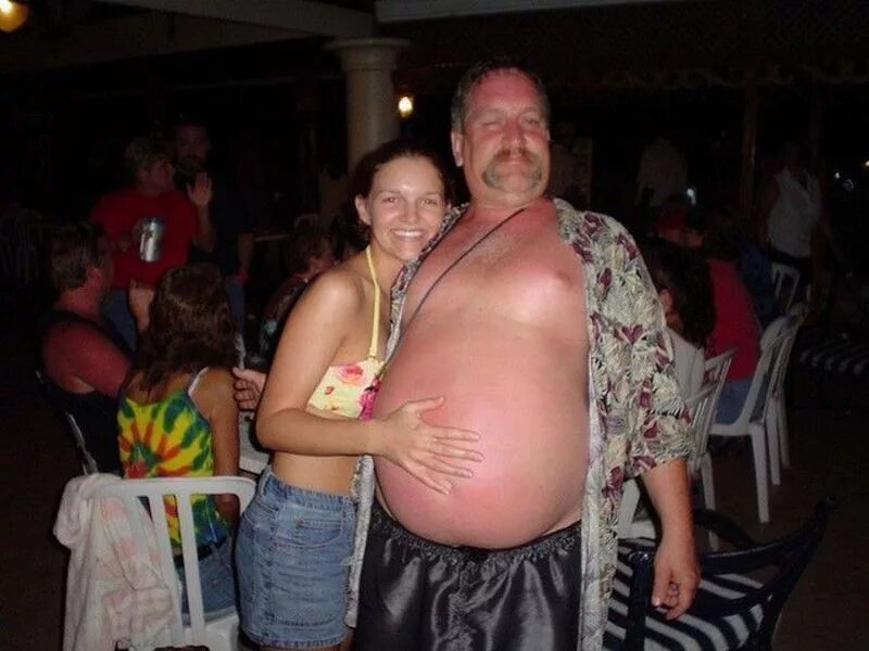 Мужик с большим животом. Мужчины с большими животами. Мужчина с большим пузом. Мужчины с большими животами. Самые большие мужские животы.