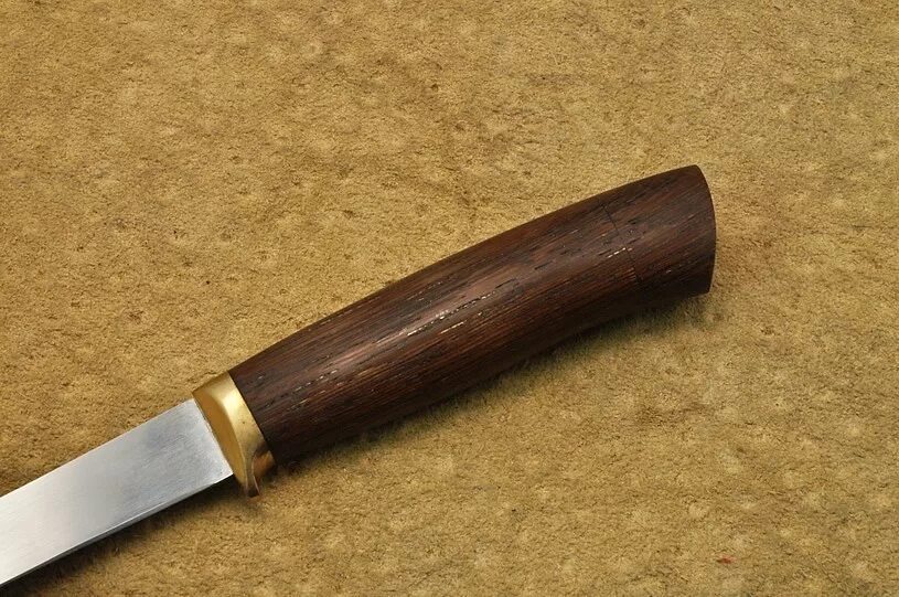 Прямые спуски от обуха. Нож цельнометаллический 95х18. Нож 95х18. Спуски 18. Нож спуски от обуха.