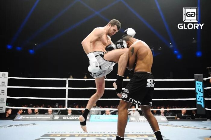 Афиша боя. Glory 16. Glory 16. Игоре эролл можаельнтк. Glory pictures.