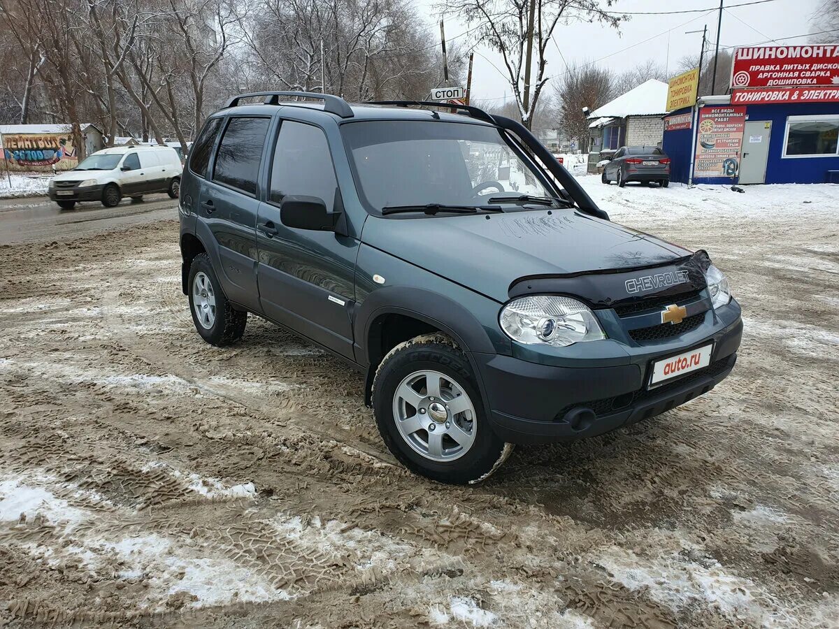 Купить б/у Chevrolet Niva I Рестайлинг 1.7 MT (80 л.с.) 4WD бензин механика в На
