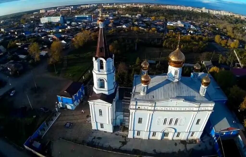 Ролик на каменск. Видео в каменске уральском. Храм покрова пресвятой богородицы каменск-уральский волково. Центральный парк города каменска уральского. Вечерний каменск-уральский.