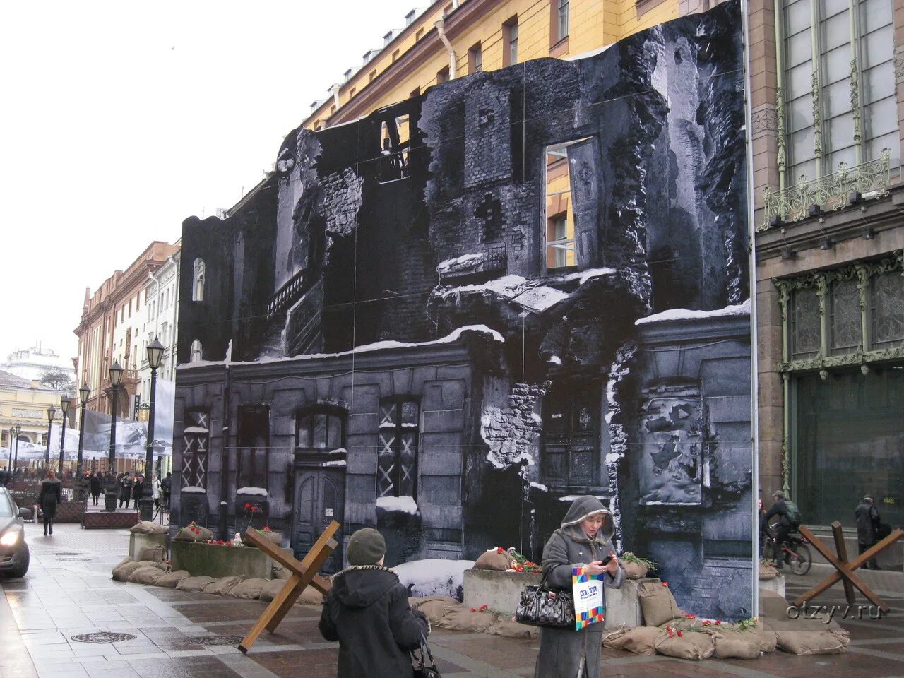 Спб разрушение. Санкт-Петербург блокада Ленинграда. Блокада Ленинграда разрушенные здания. Блокадный Санкт Петербург.