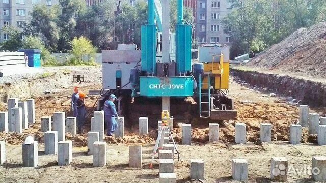 Вдавливание свай технология. Погружение свай вдавливанием схема. Технология забивки железобетонных свай. Техника для вдавливания свай. Технология вдавливания железобетонных свай.