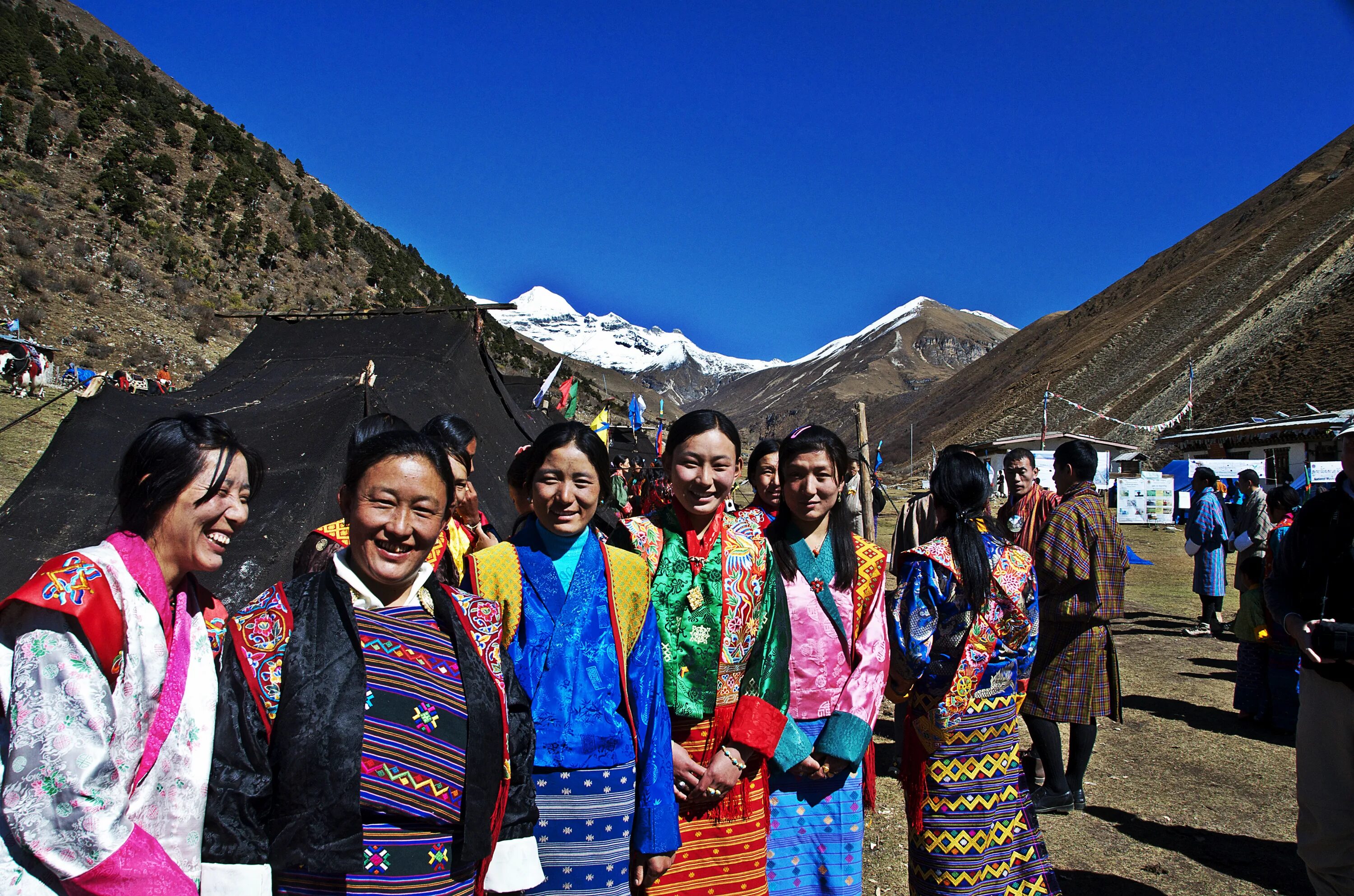Гхо бутан. Бутан люди. Жители бутана. Бутан государство. Tourism gov