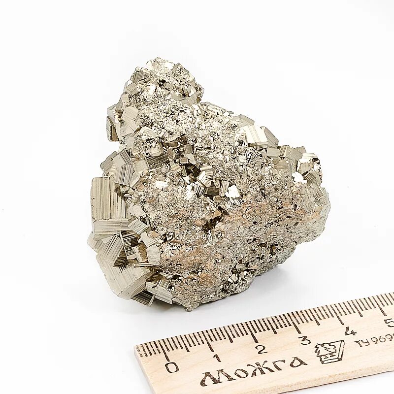 Пирит ограненный. Пирит серный колчедан. Испанский пирит камень. Пирит спайность. Кому подходит пирит по знаку зодиака.