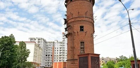 Крестовские водонапорные башни