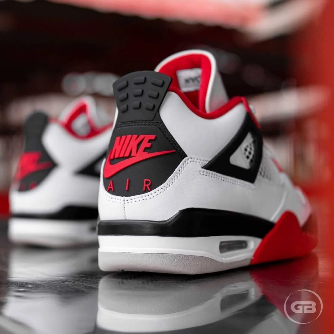Nike jordan 4 psg. Nike Air Jordan 4 Fire Red. Nike Air Jordan 4 Retro Fire Red. Nike Air Jordan IV 4 Retro Fire Red. Air Jordan 4 PSG.
