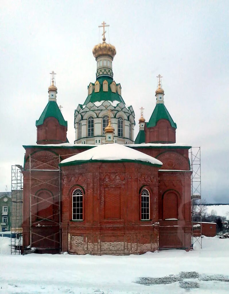 Храм михайловск. Храм Михайловск Свердловская область. Храм города Михайловск Свердловской области. Вознесенский храм Михайловск Свердловская область.