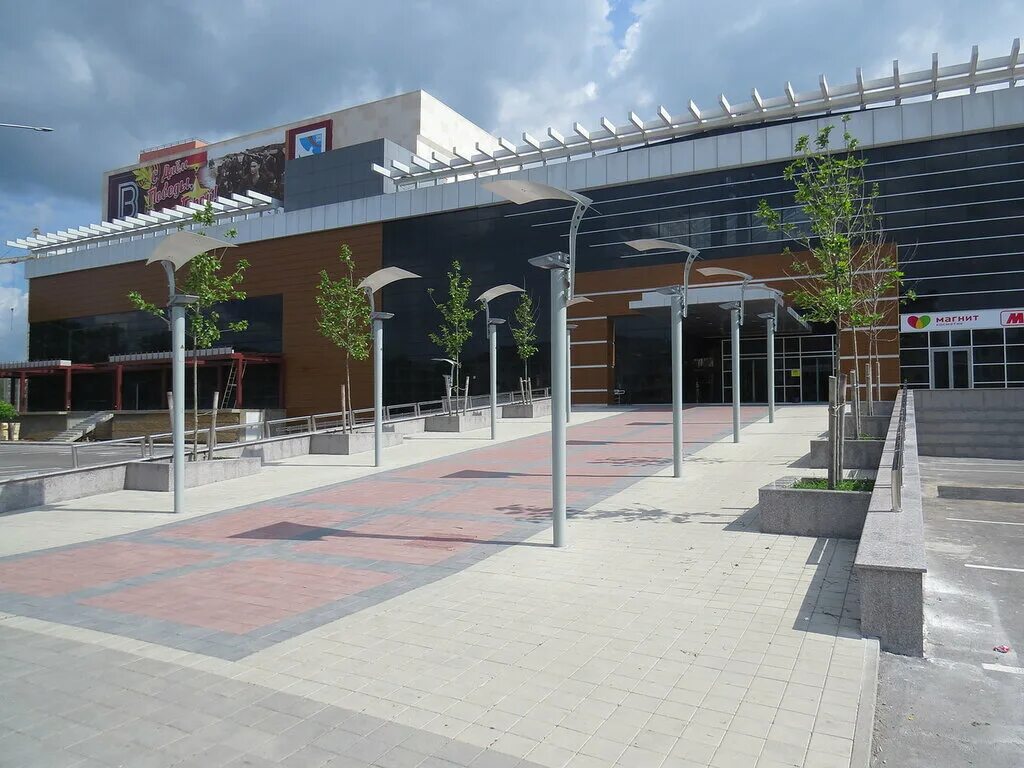 Тц бон пассаж новороссийск. Бон пассаж новороссийск магазины. Пассаж евпатория. Бон пассаж новороссийск анапское шоссе. Бон пассаж новороссийск магазины.