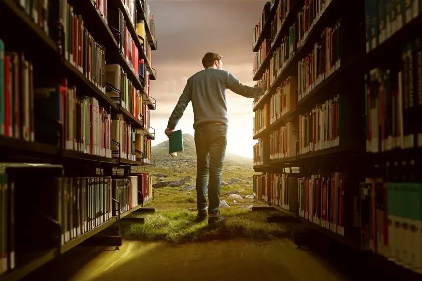 Книга всегда лучше. Книга человек. Люди в библиотеке. Человек с книжкой.