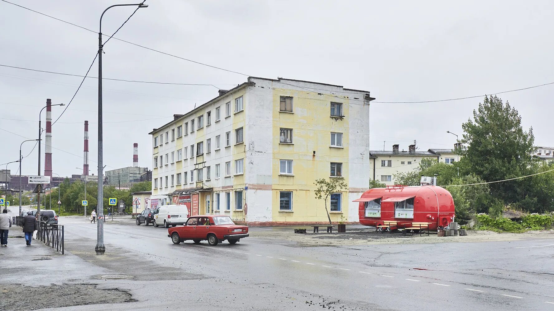 Оленегорск (Мурманская область). Фото Оленегорска Мурманской области. Магазин полимер Оленегорск. Оленегорск Мурманская область магазин 5. Полярный оленегорск