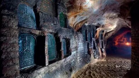 Печерский монастырь в пскове пещеры экскурсия