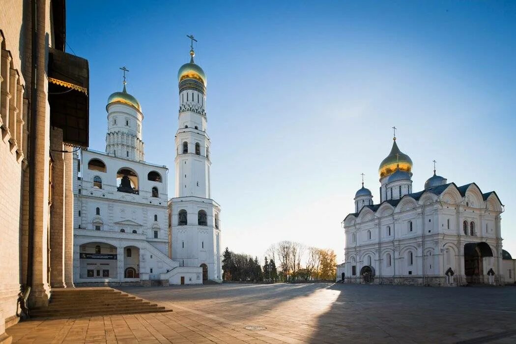 Музеи кремля соборная площадь. Соборная площадь московского кремля. соборная площадь московского кремля фото.