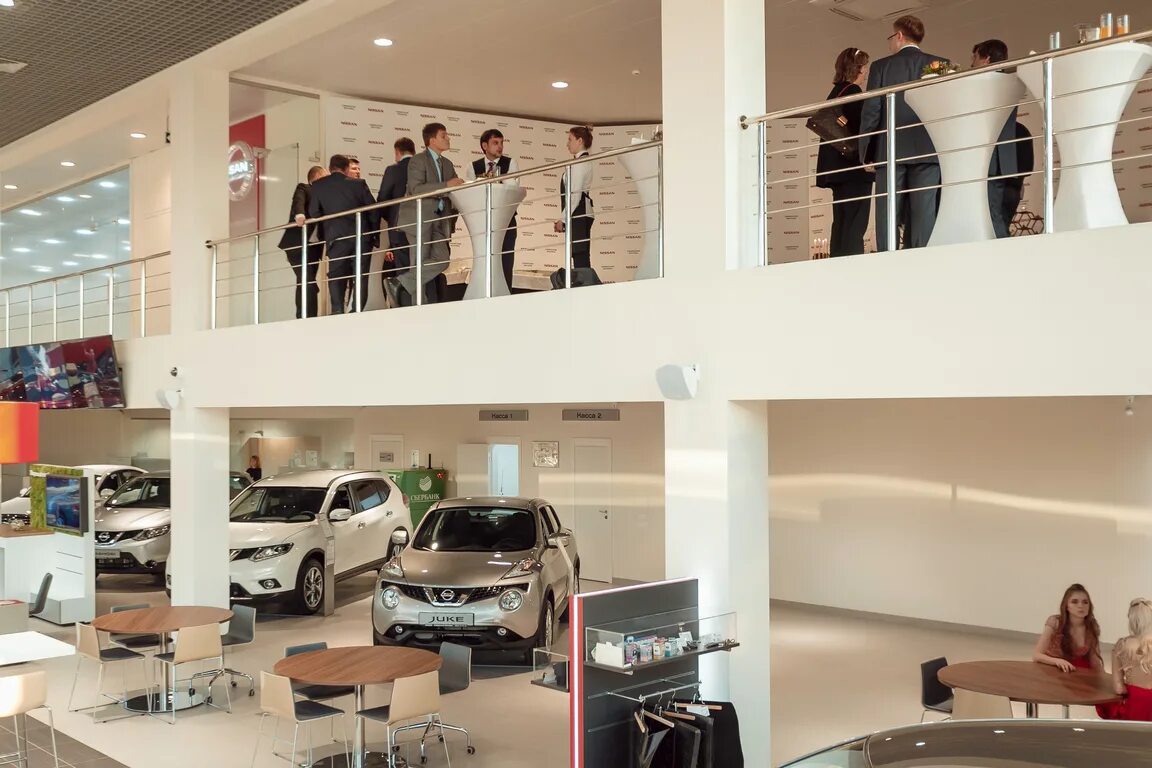 Сибирские моторы. Автогранд логотип. Гранд авто новосибирск. Манушевич сибирские моторы. Автосалон на станционной в новосибирске.