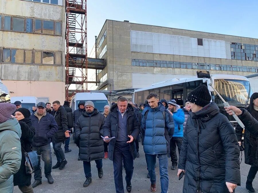 Мчс пожар. Обстановка в курске последние новости на сегодня. Курские вести сегодняшний выпуск. Мэр города. Солярис сгорел тамбов.