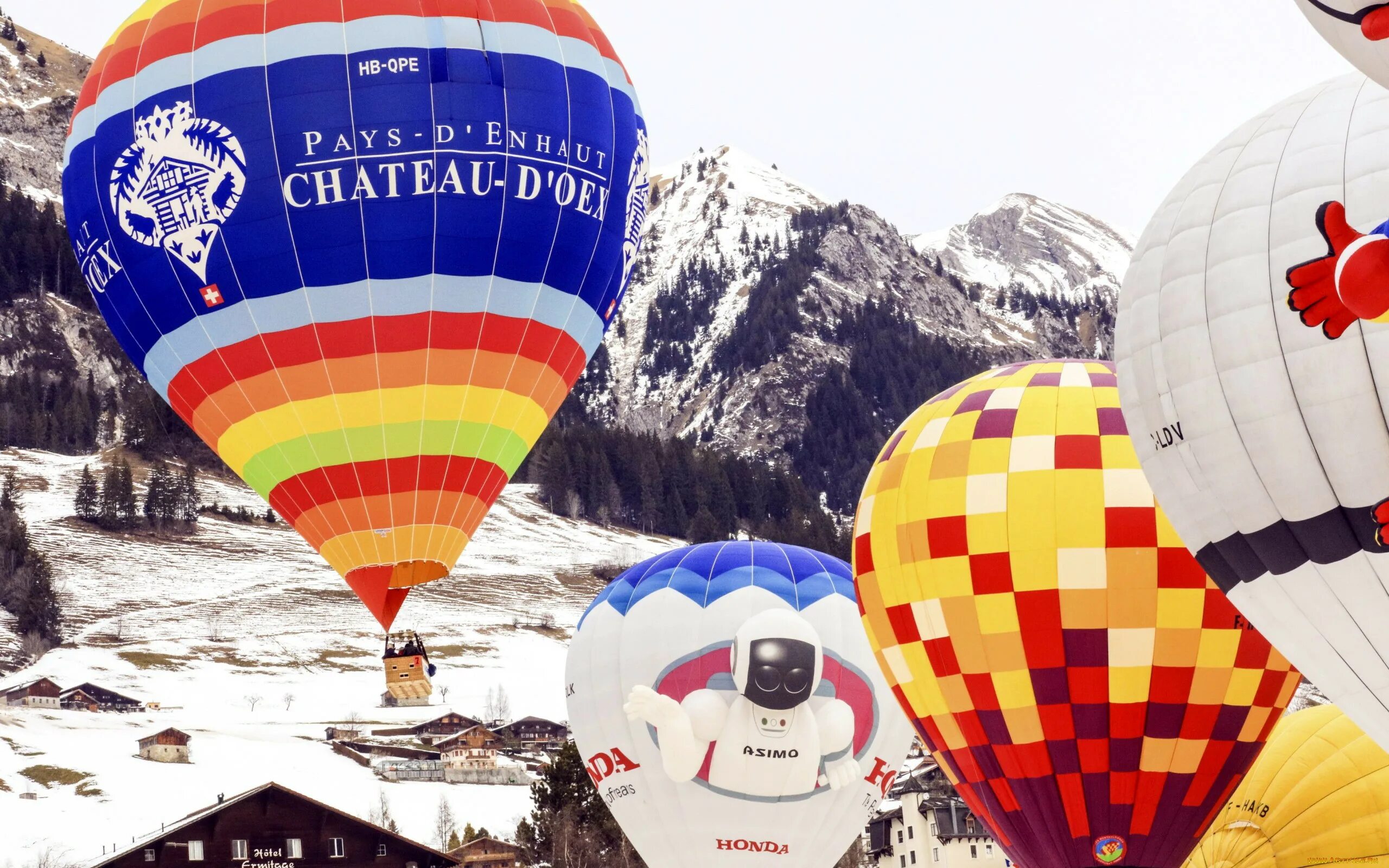 В шаре с горы. Каппадокия воздушные шары. Австрия воздушный шар. Воздушные шары и дирижабли. Швейцария воздушный шар.