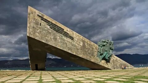 Мемориал в новороссийске малая