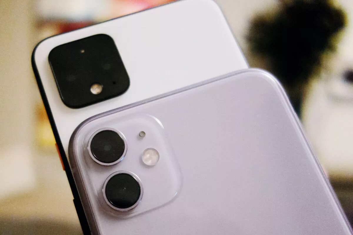 Iphone 11 pro max 512gb. Iphone 11 вживую. Apple iphone 11 pro / pro max. Iphone 11 pro вспышка. Iphone 11.