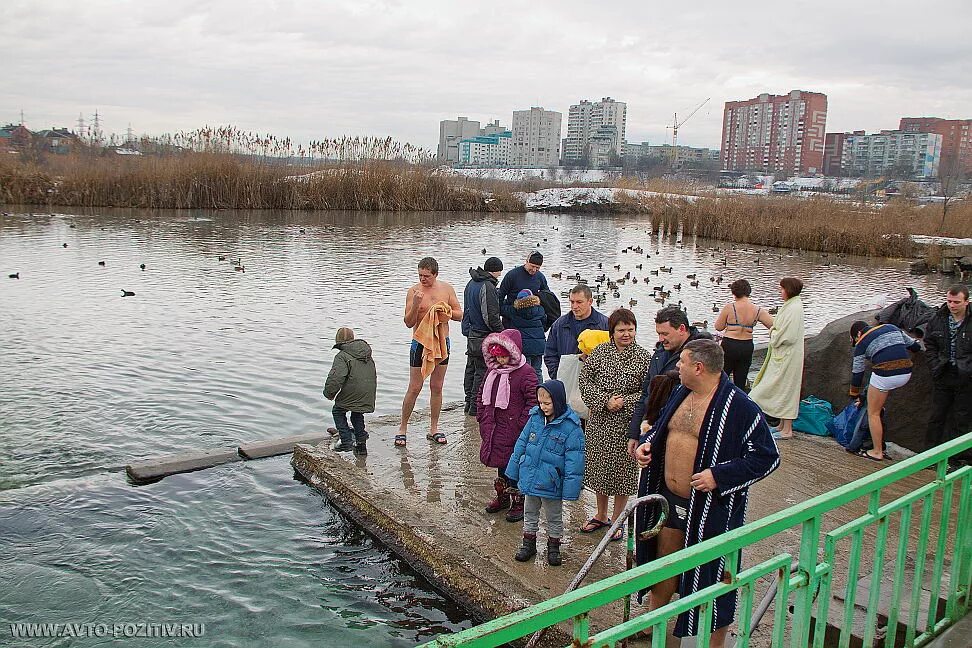 Родник Сурб-хач Ростов-на-Дону. Сурбхач в Ростове на Дону Родник. Сурб-хач Ростов-на-Дону купель. Сурб-хач Ростов-на-Дону крещение. Ростов купаться