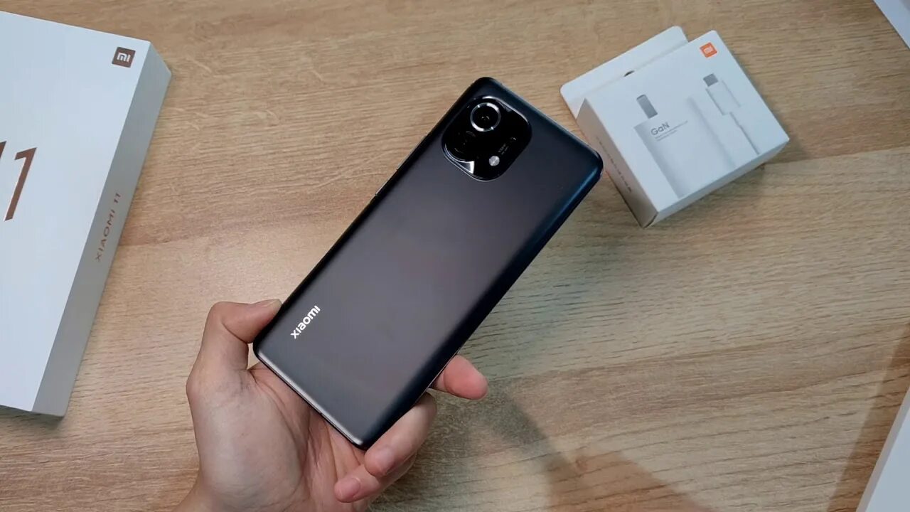 Hyperos mi 11