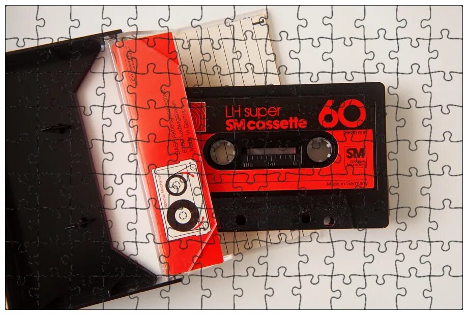 компакт кассета audio cassette. Cassette sony 80s. кассета для магнитофона. кассеты с музыкой. Audio tape cassette.