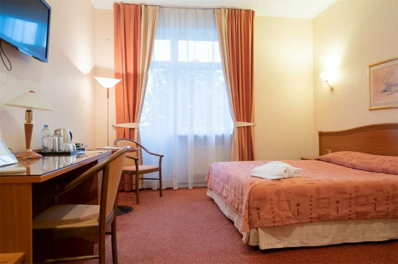 Гостиницы районе павелецкого. Москва, отель ибис 4 звезды. Ibis павелецкая. Космос павелецкая гостиница. Select hotel paveletskaya стремянный пер.