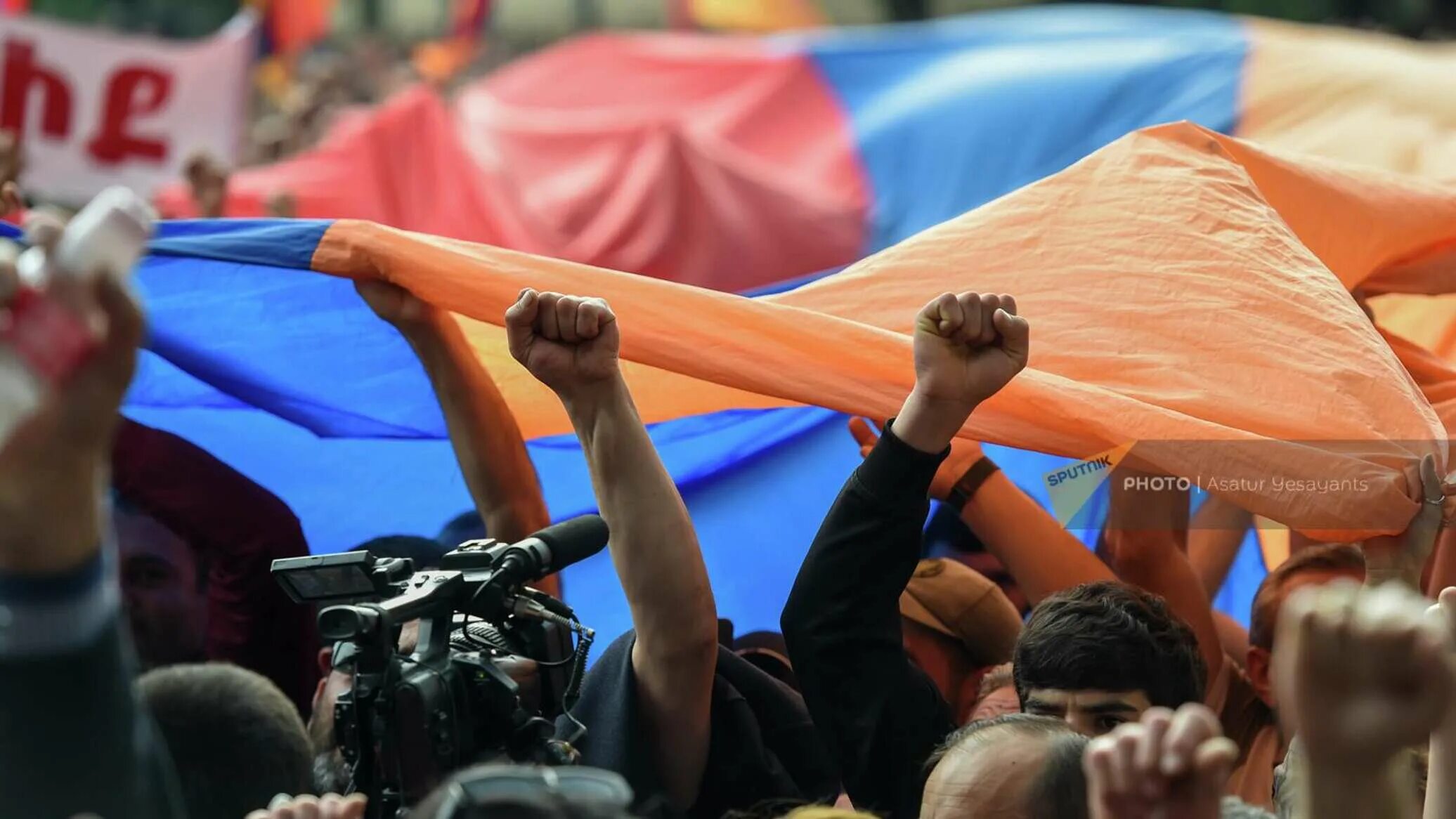 Новости армении 2024 сентябрь. Антироссийские протесты в армении. Митинги в армении. Новости армении 2024 сентябрь. Ереван население 2024.