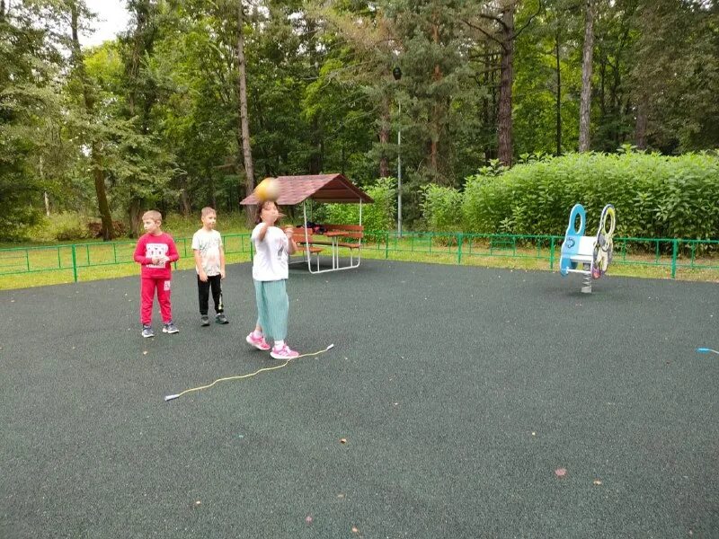 Сад 1527 медвежонок детский внутри. Детский санаторий 19. Детский бронхолегочный санаторий 27. Санаторий 19 бронхолегочный детский. Шахматы в детском саду.