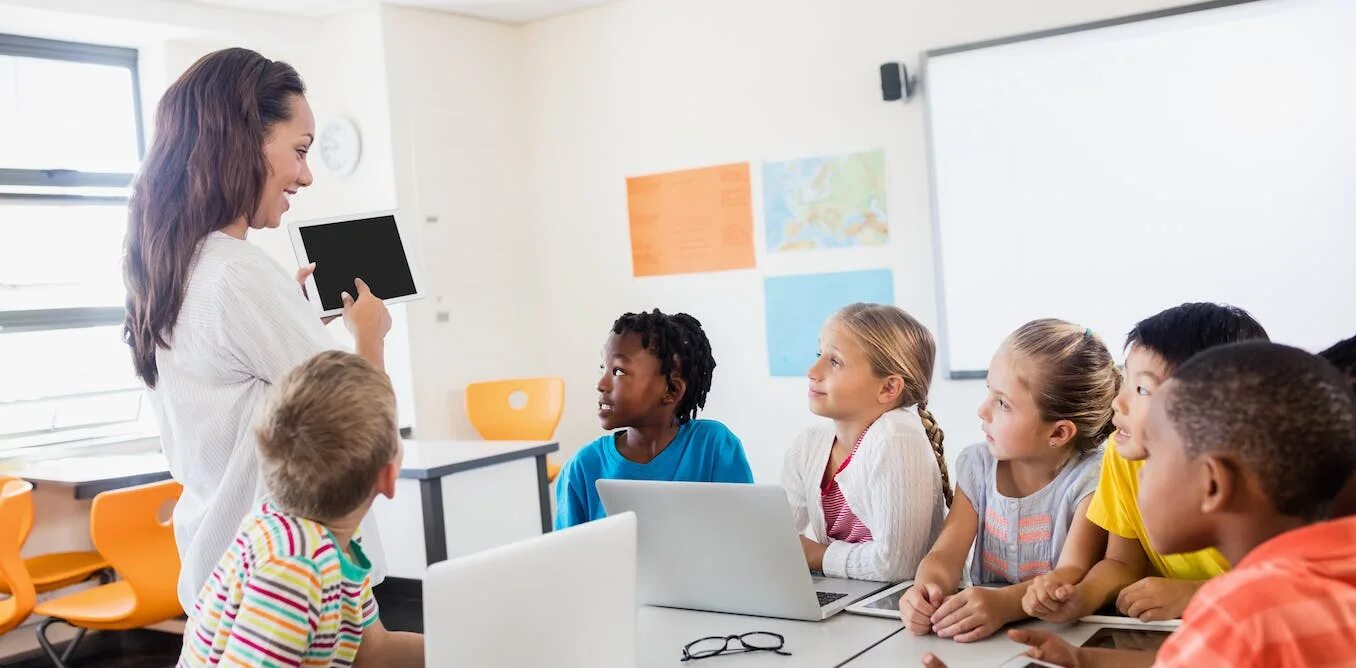 Need class. Media literacy in the classroom. ict in the primary school. classdojo это фото детей и учителей. noisy classmates.