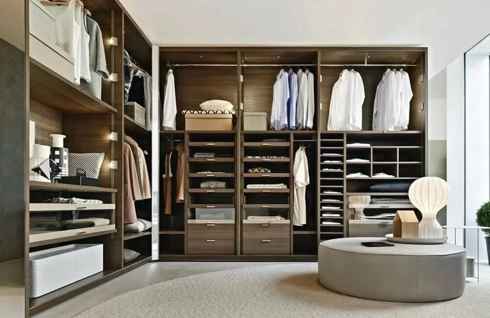 Molteni гардеробные. Molteni walk-in Closets. Гардероб Molteni. Угловая гардеробная аристо. Красиво и функционально