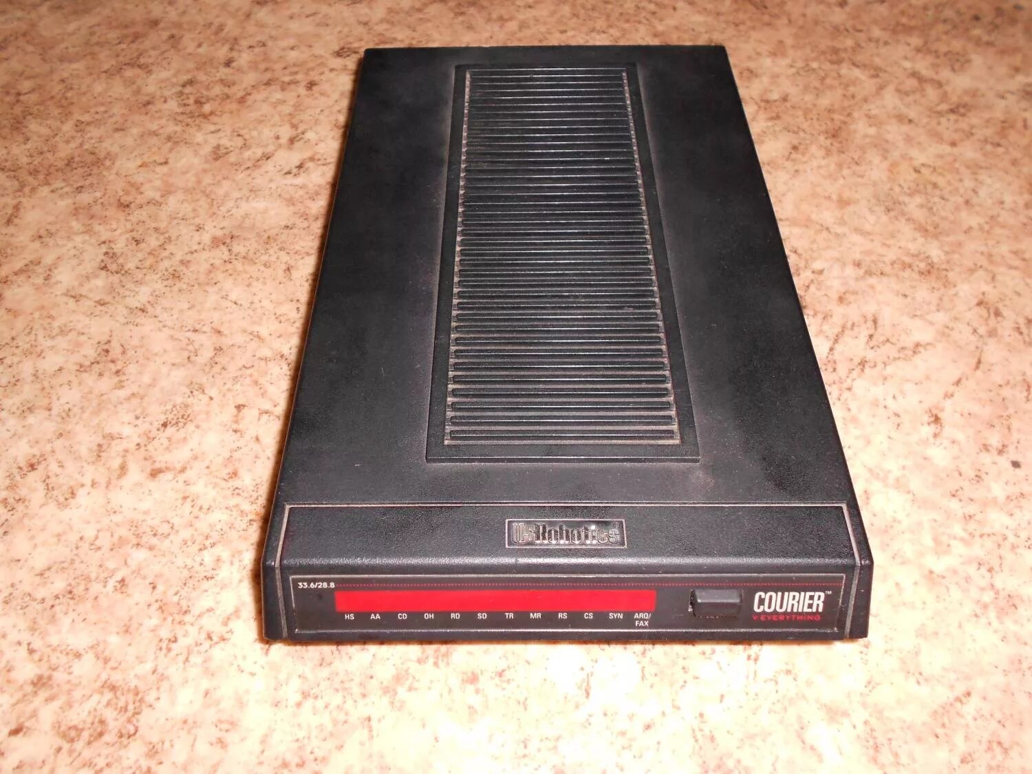 Модем us robotics 56k. Dial up модем usrobotics. Модем u. Robotics 56k v. Robotics usr5450.