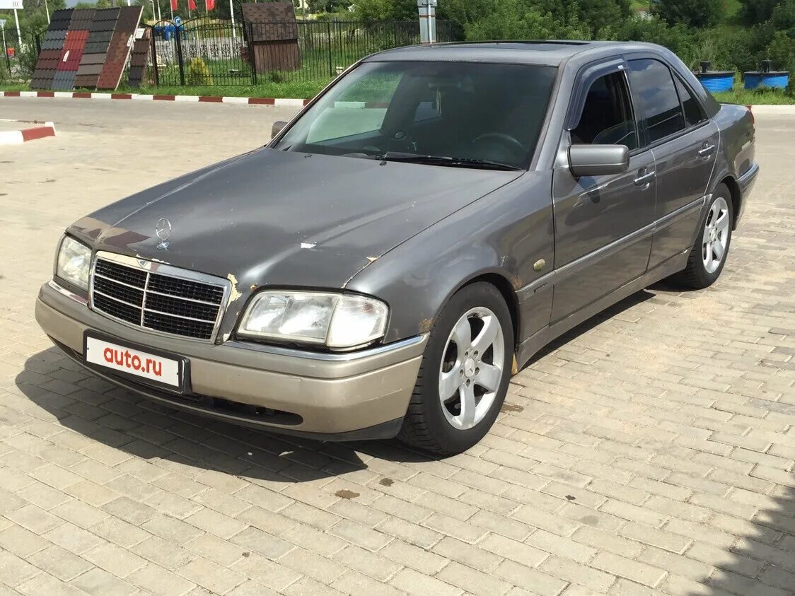 Куплю мерседес 1999. Мерседес седан 1999. Mercedes седан 1999. Мерседес w202 Рестайлинг 1999. Мерседес c года 1999.