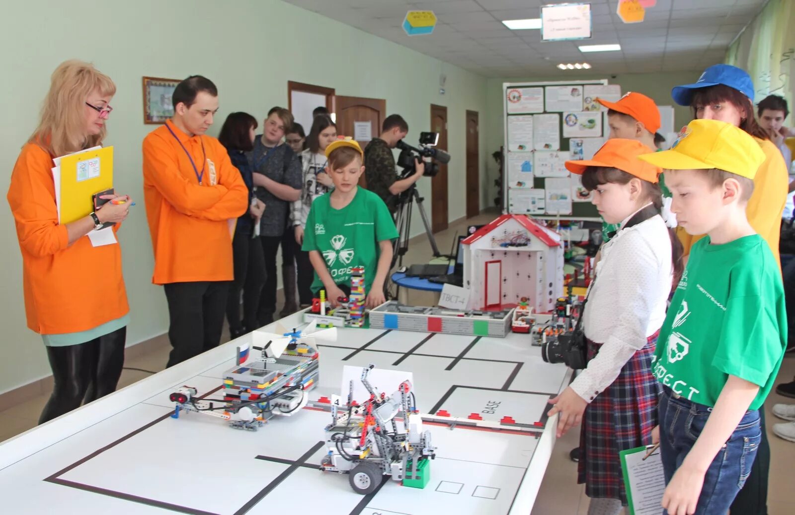 Робототехника 2019. Икарёнок робототехника. Икаренок проекты победители. Extreme robotics урок английского. Конференция робототехника тихоокеанский.