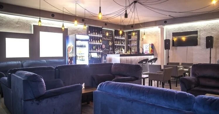 Часы 2 бар. Часы 2 бар. Бар архитектор санкт-петербург. Sixty two bar на мойке овершейки. Часы 2 бар.