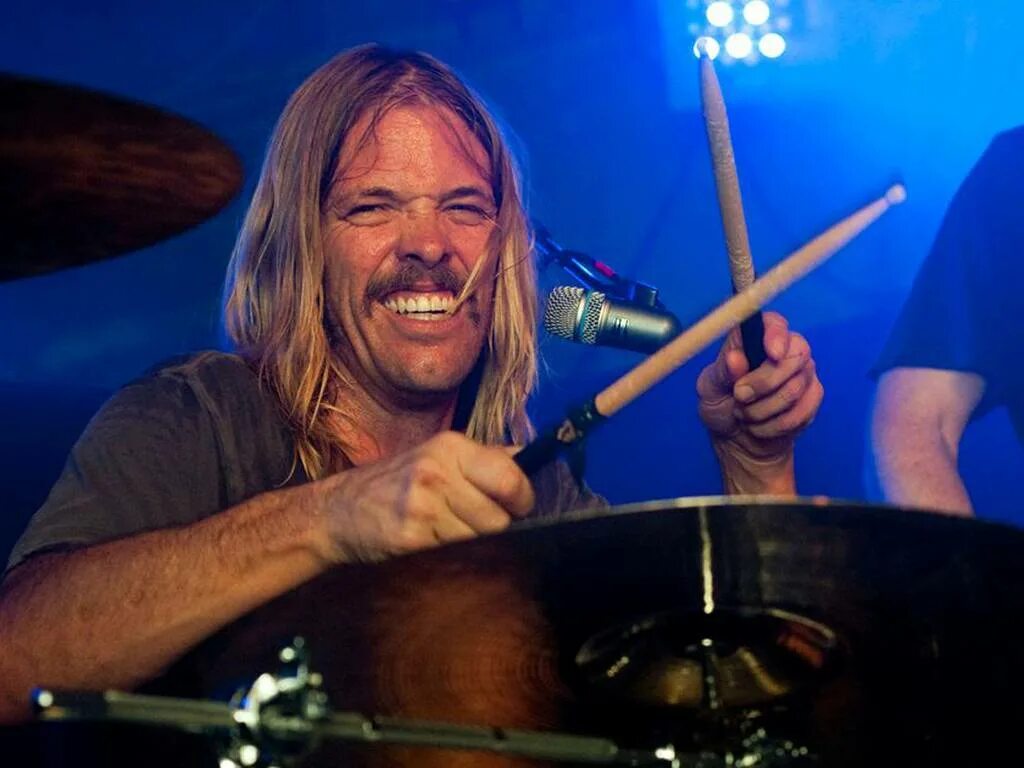 Taylor hawkins