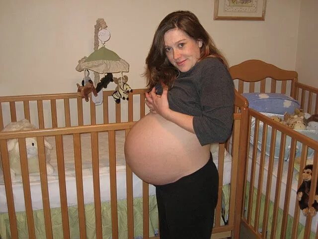 узи двойни на 6 неделе беременности фото. многоплодная беременность близнецы ,двойняшки. как можно двойняшек зачать. 8 месяц беременности ждем двойню. животик беременной двойней.