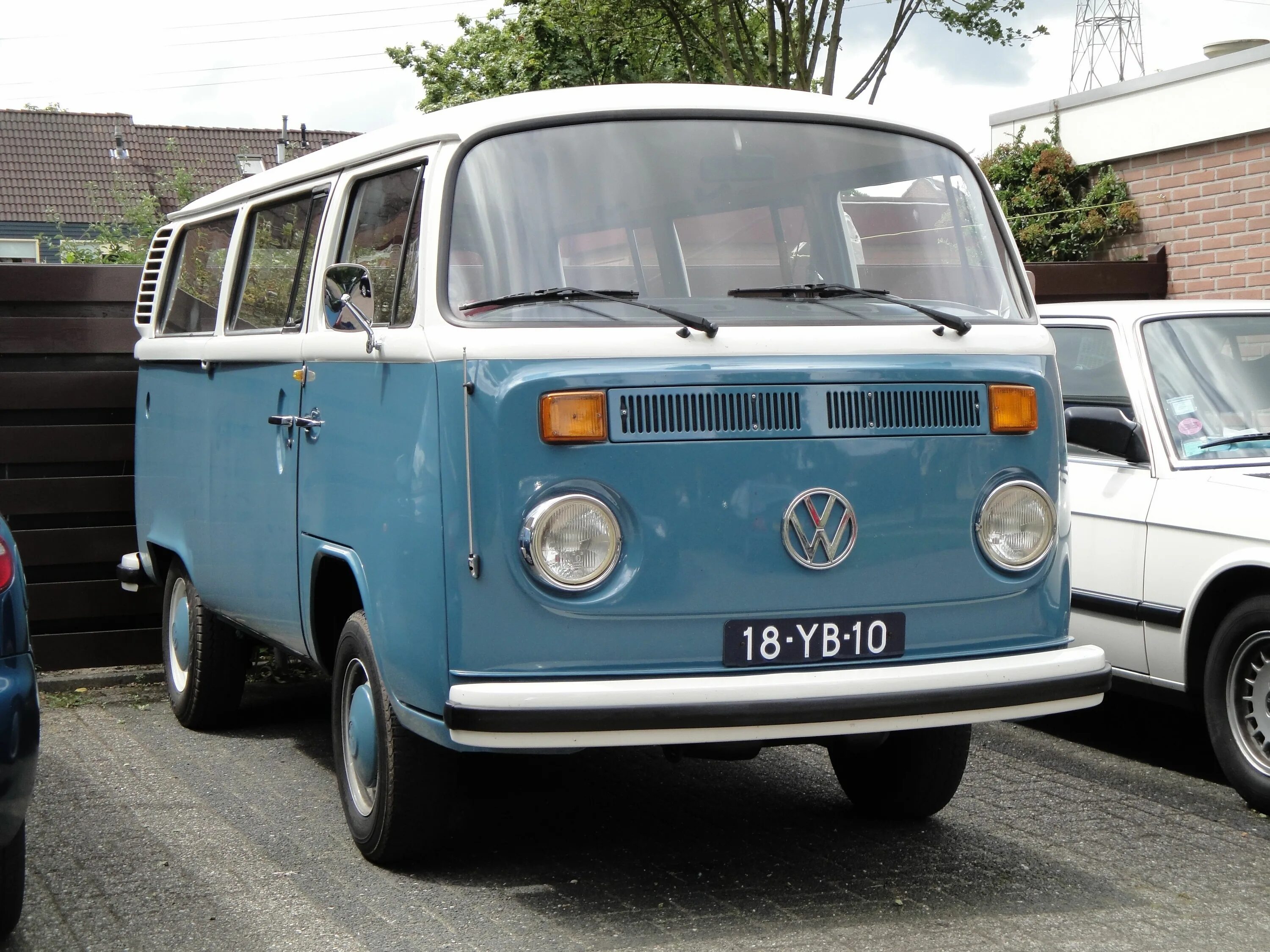 Getour t2. VW Transporter t2 1992. Volkswagen t2. Фольксваген Транспортер т2. Фольксваген Транспортер 2.