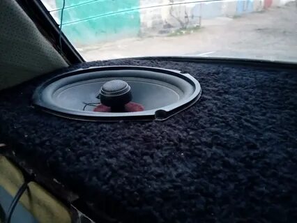 Динамики на заднюю полку ваз