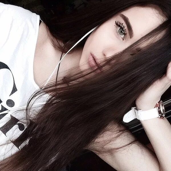 Фото девушек 19 лет на аву Idée photo insta, Beauté brune, Wattpad