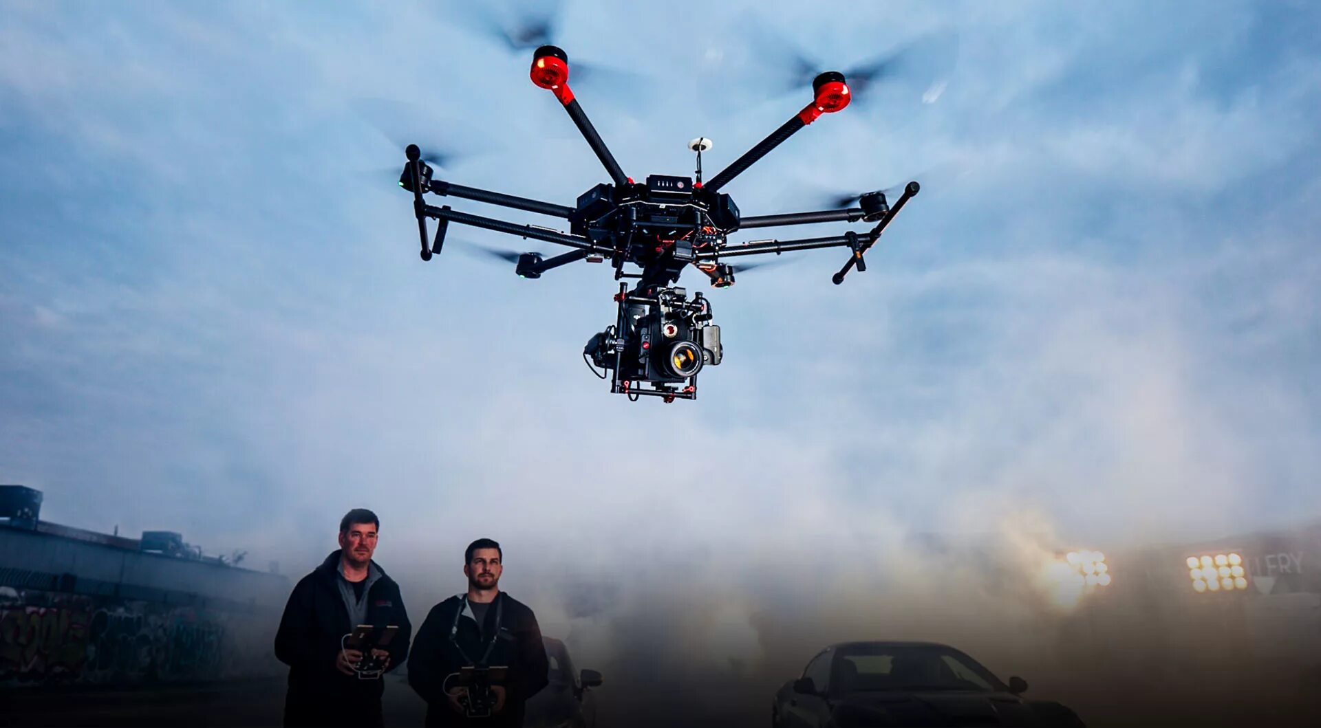 Создавать дронов. Квадрокоптер. Pilot g3 pro квадрокоптер. Квадрокоптер съемка. Гексакоптер dji.